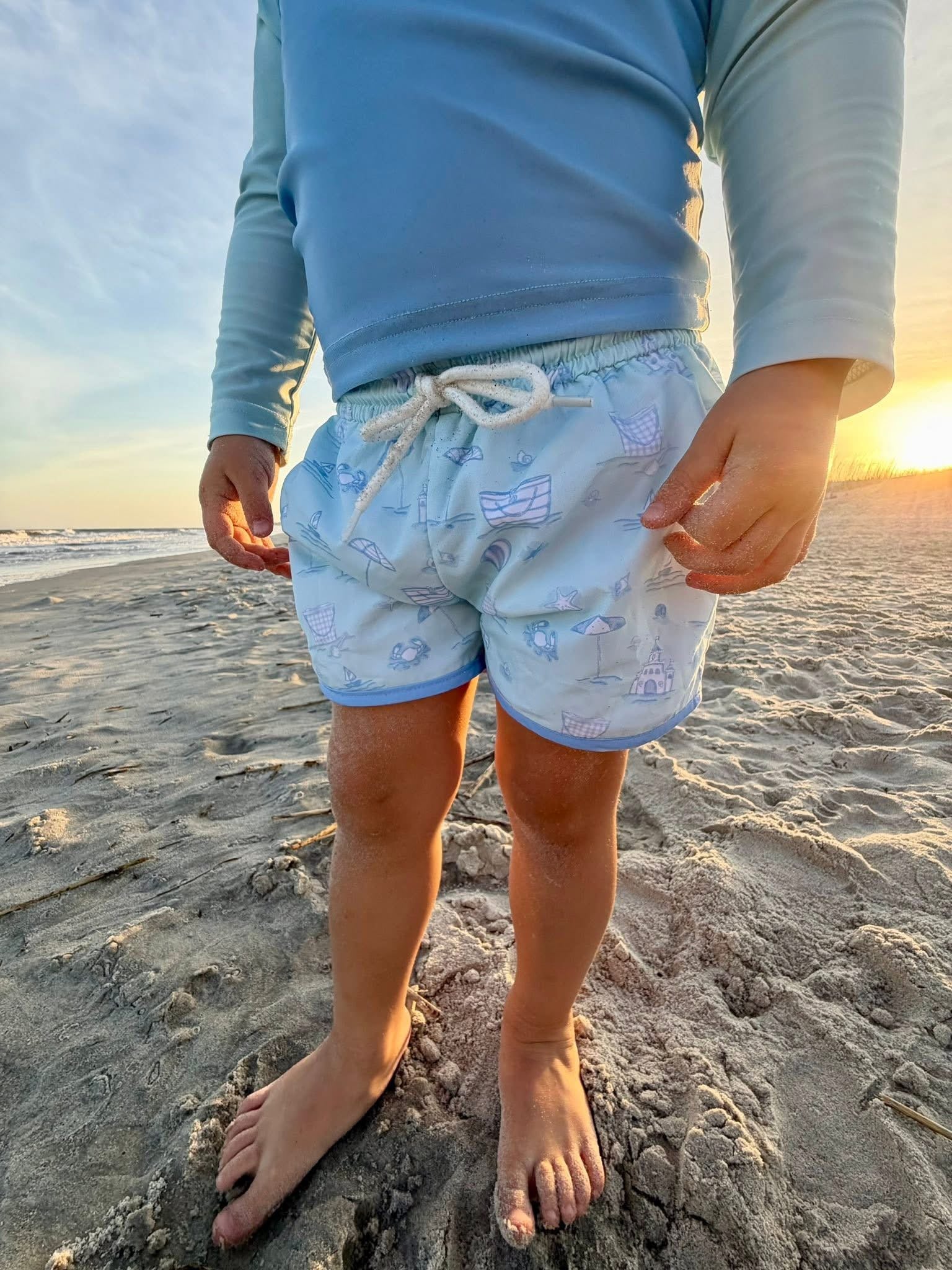 Beach Toile Swim Trunks