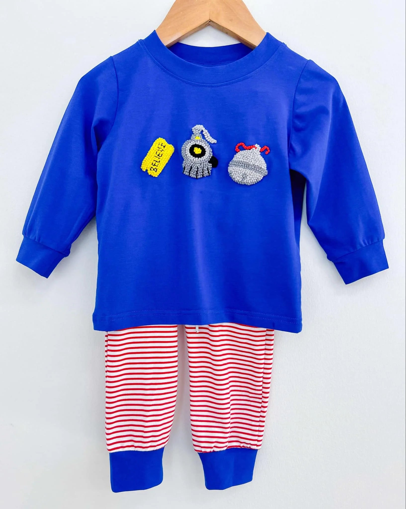 Seeing is Believing Jogger Set