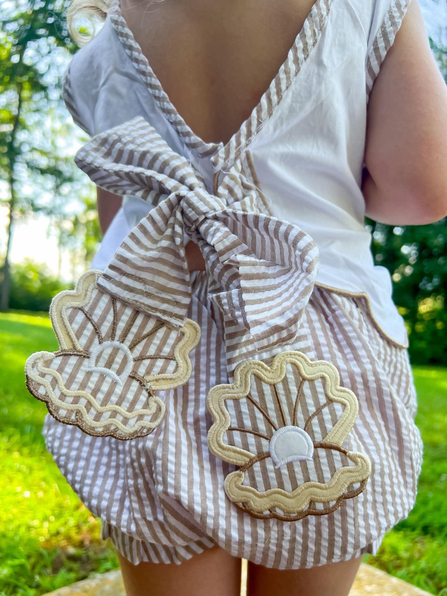 Seersucker Shells Bloomer Set (no wording)