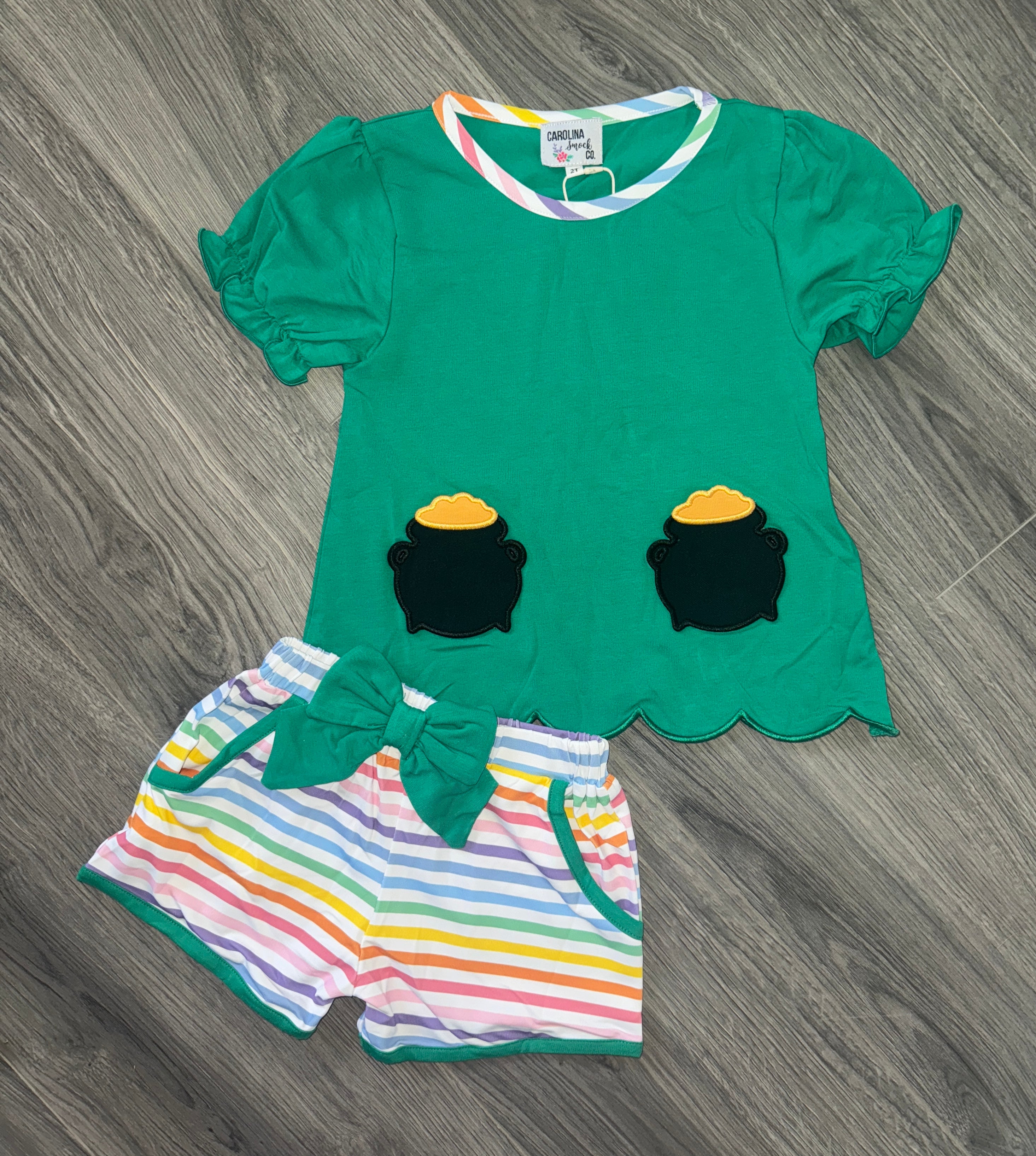 Pots of Gold Short Set